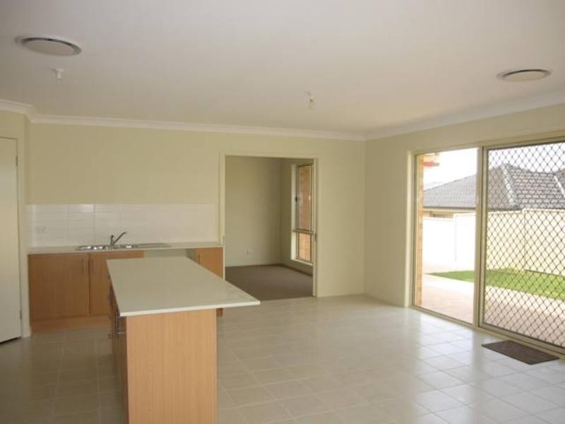 51 Canterbury Drive, Morpeth NSW 2321