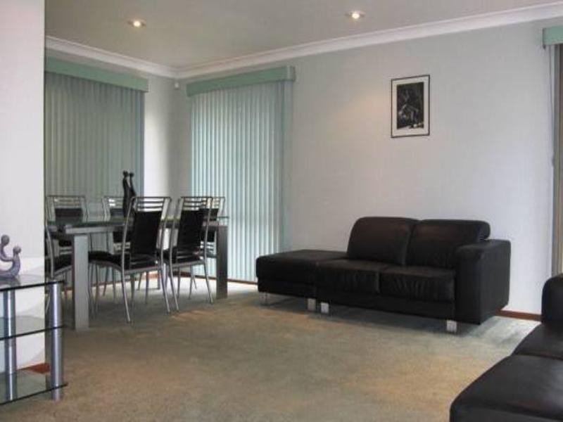 18 Dutton Street, Metford NSW 2323