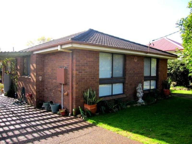 19 Alliance Street, East Maitland NSW 2323
