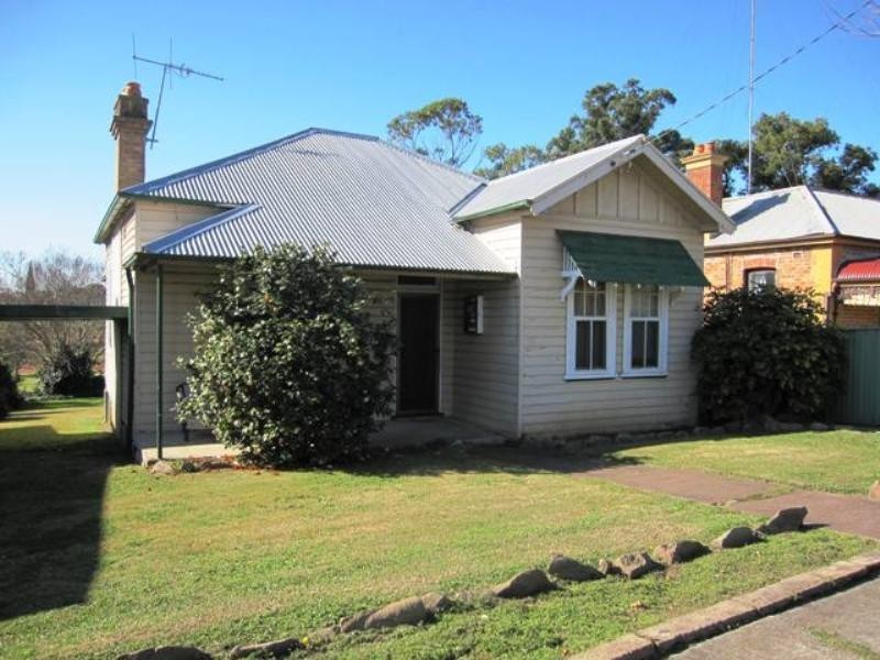 99 Regent Street, Maitland NSW 2320