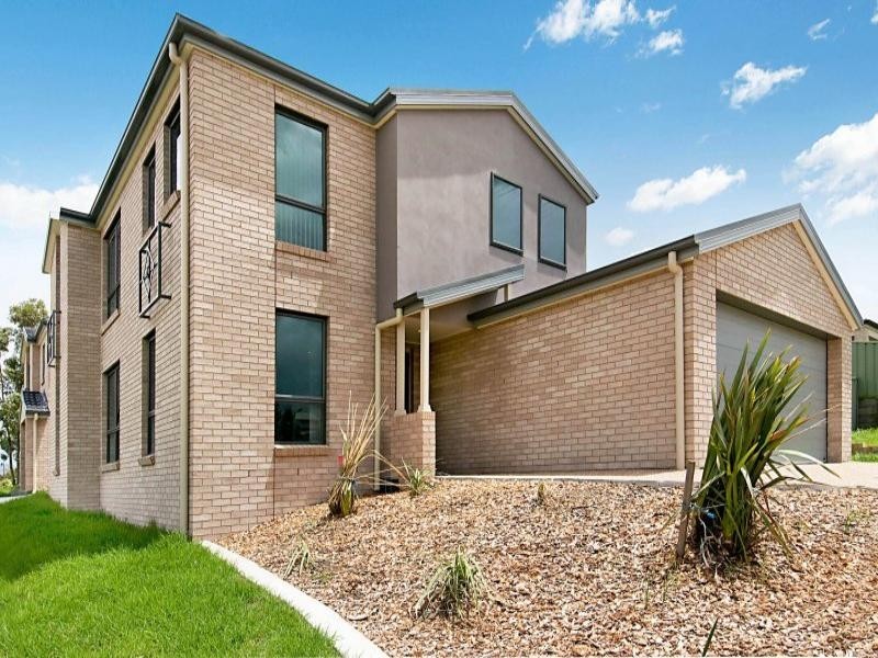 2/26 Moriarty Avenue, Ashtonfield NSW 2323