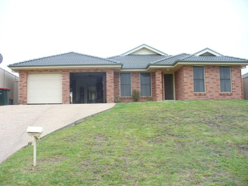 58 Canterbury Drive, Morpeth NSW 2321
