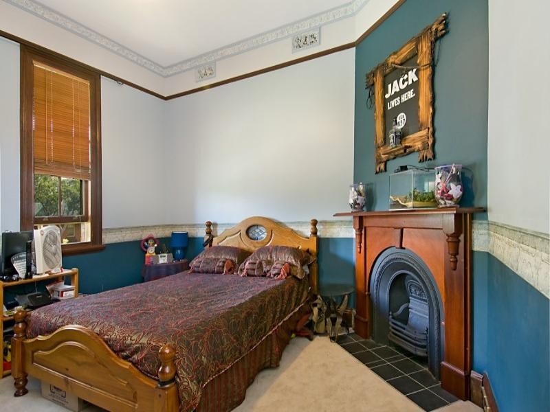 18 Raymond Terrace Road, East Maitland NSW 2323