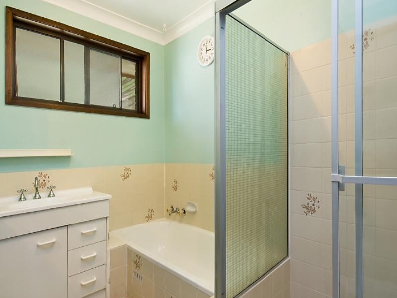 11 Ronald Street, Tenambit NSW 2323