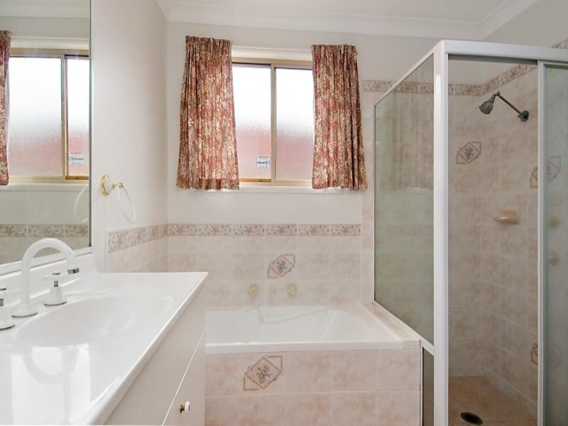 4 Springbok Crescent, East Maitland NSW 2323