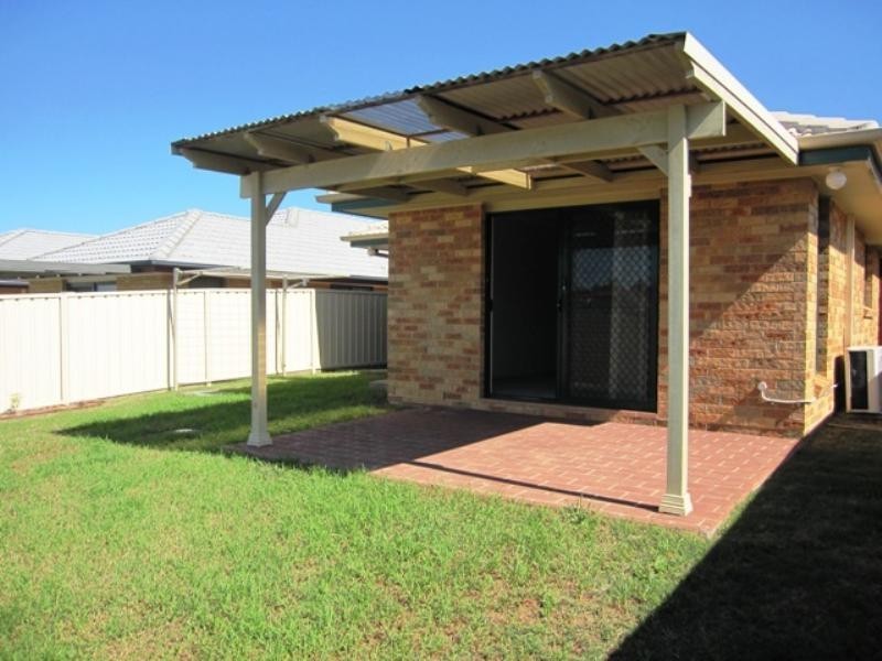 2/8 Norwich Avenue, Morpeth NSW 2321