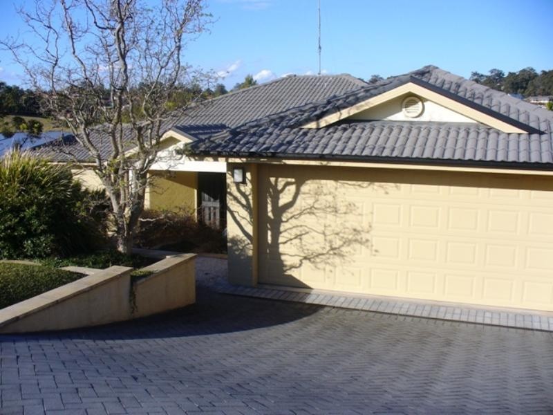 11 Lochend Circuit, East Maitland NSW 2323