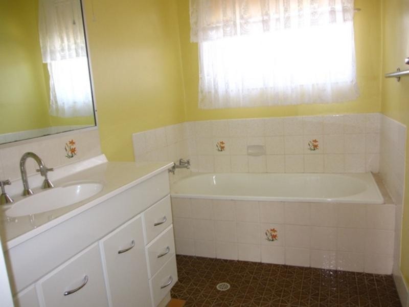 42 Goldingham Street, Tenambit NSW 2323