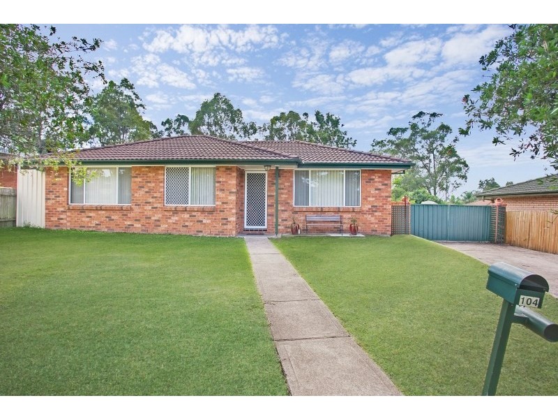104 Chelmsford Drive, Metford NSW 2323