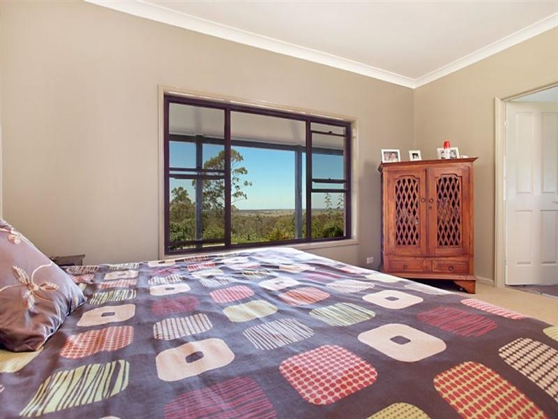 3 Giles Road, Seaham NSW 2324