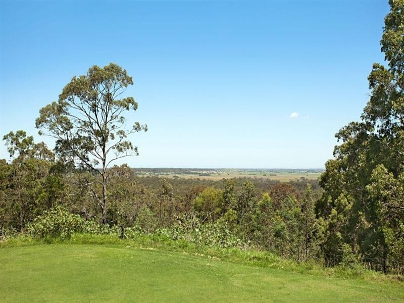 3 Giles Road, Seaham NSW 2324