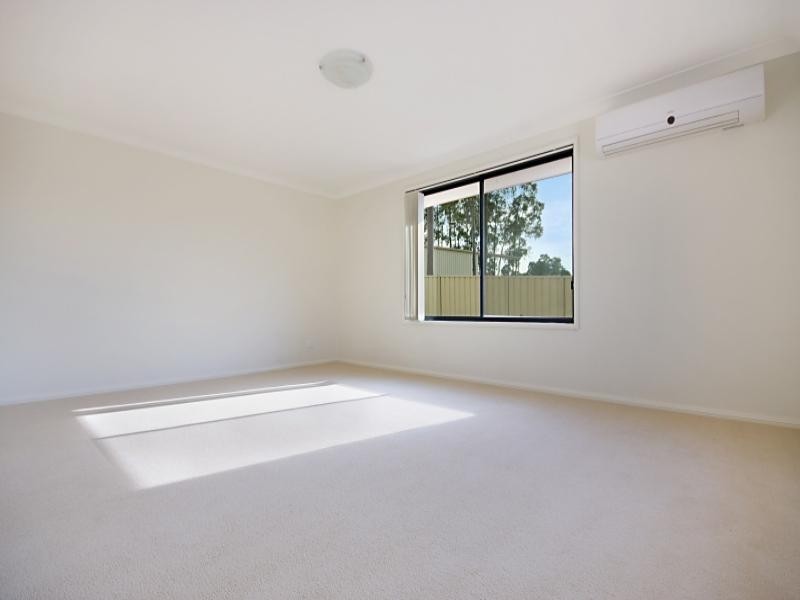 30 Nicolena Crescent, Rutherford NSW 2320