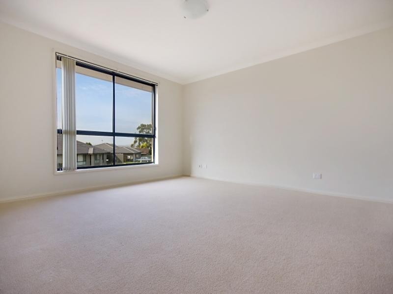 30 Nicolena Crescent, Rutherford NSW 2320