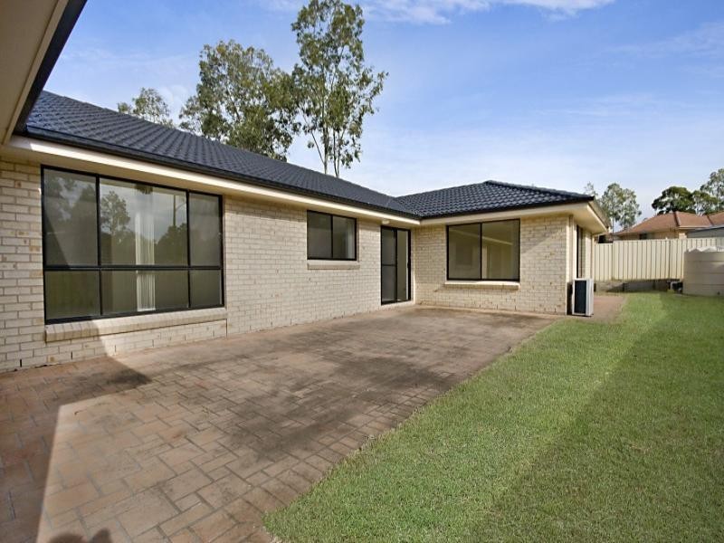 30 Nicolena Crescent, Rutherford NSW 2320