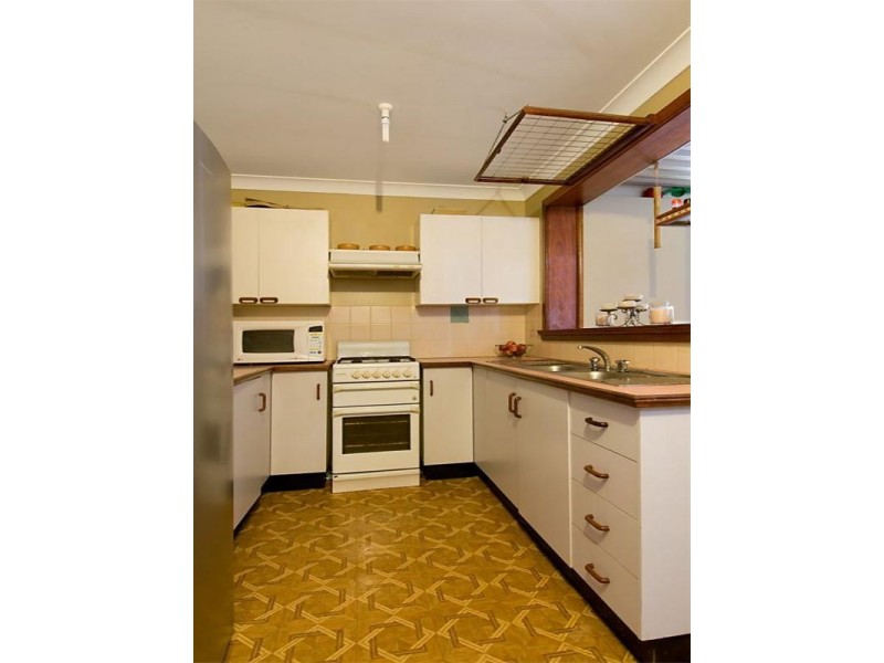 104 Chelmsford Drive, Metford NSW 2323