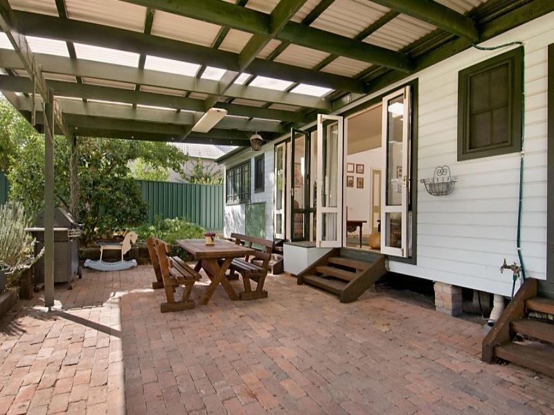 15 High Street, East Maitland NSW 2323