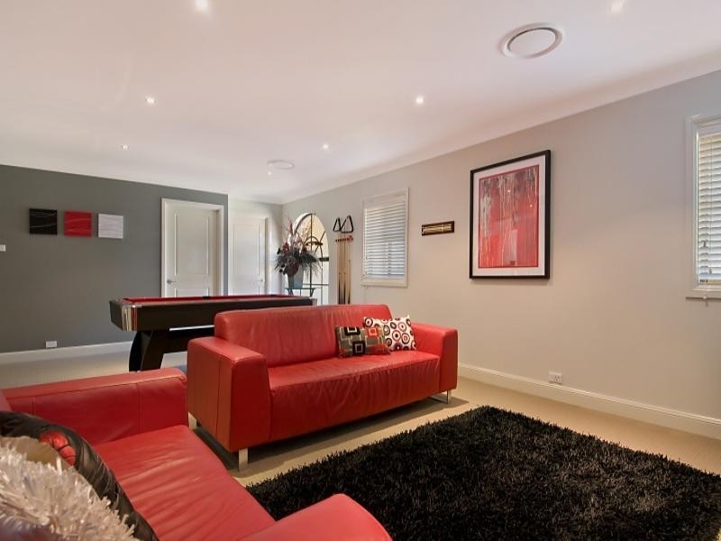 10 Upington Drive, East Maitland NSW 2323