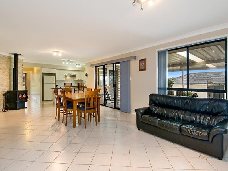 33 Gloaming Avenue, East Maitland NSW 2323