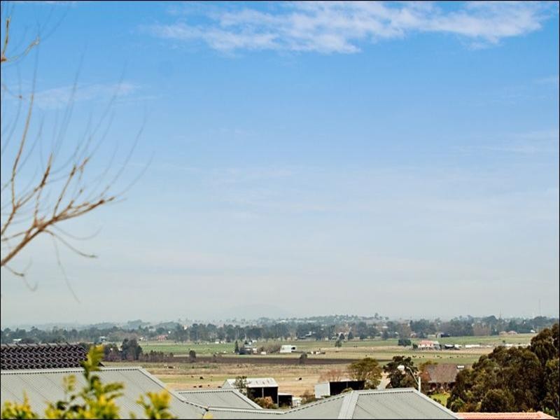 9 Alyce Close, Bolwarra Heights NSW 2320