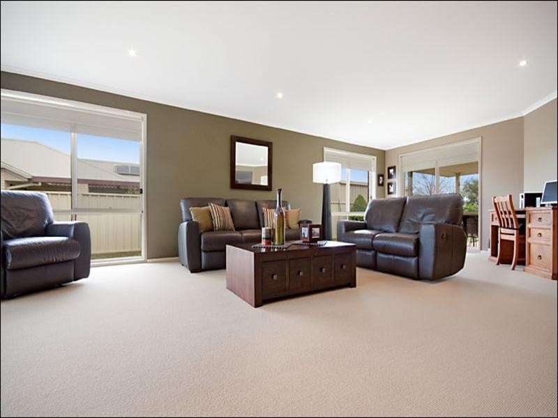 9 Alyce Close, Bolwarra Heights NSW 2320