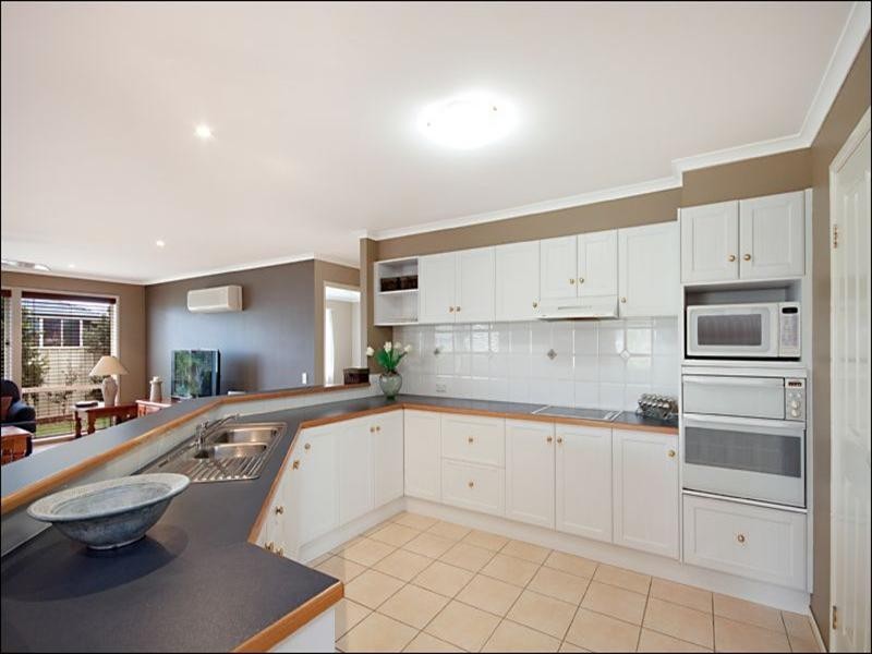 9 Alyce Close, Bolwarra Heights NSW 2320