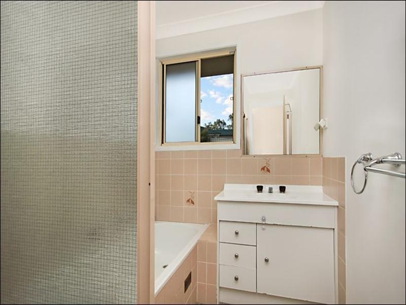 8 Scarlet Close, Metford NSW 2323