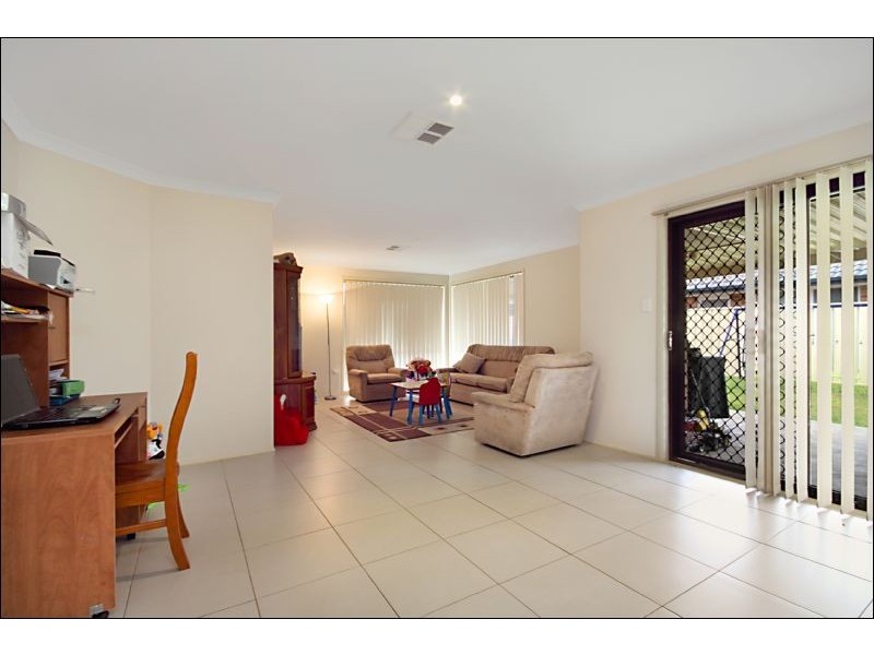 54 Budgeree Drive, Aberglasslyn NSW 2320