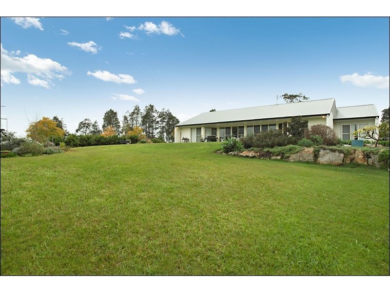 2 Willowvale Drive, Bolwarra Heights NSW 2320