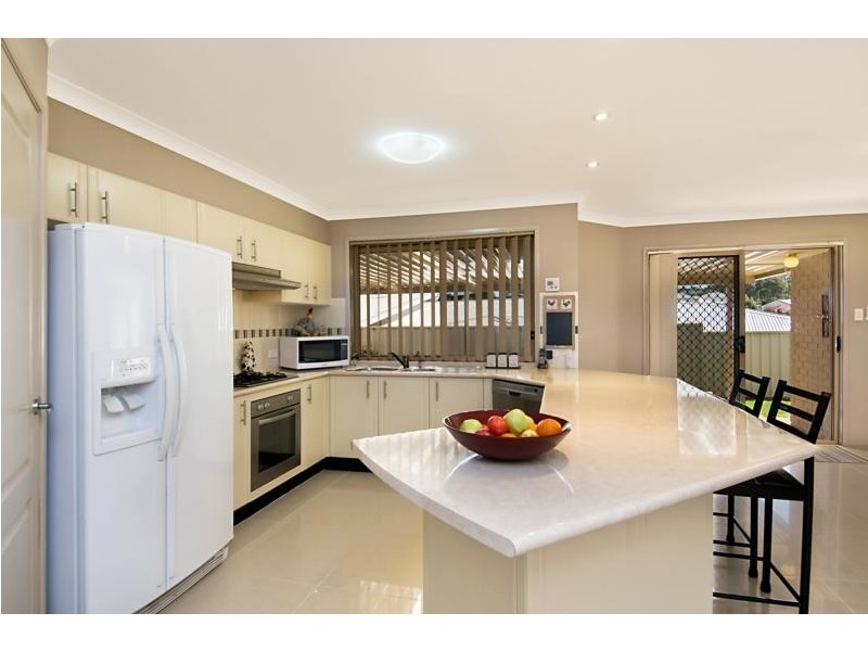 12 Stanley Close, Bolwarra Heights NSW 2320