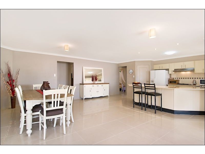 12 Stanley Close, Bolwarra Heights NSW 2320