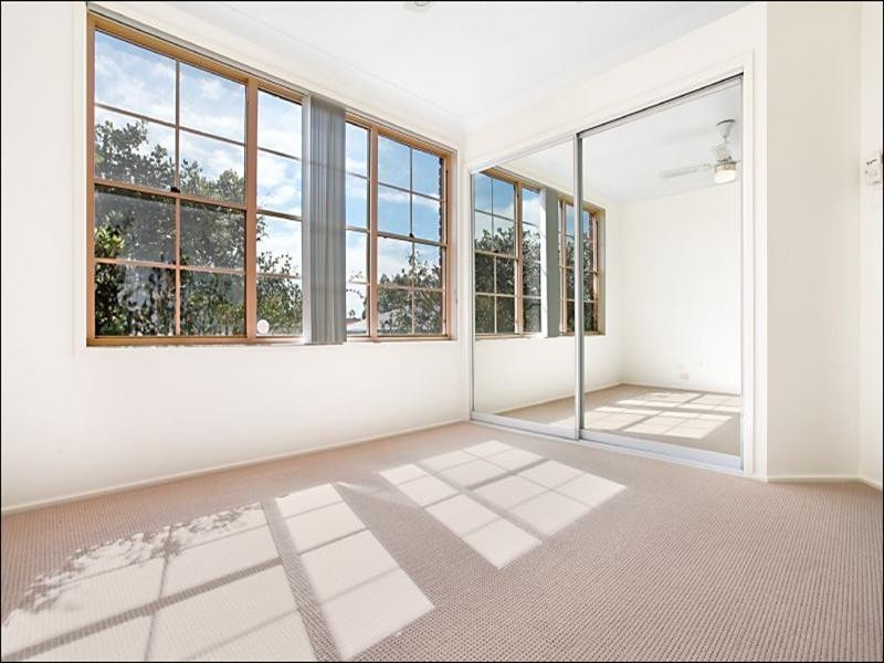 33 Eucalyptus Crescent, Metford NSW 2323