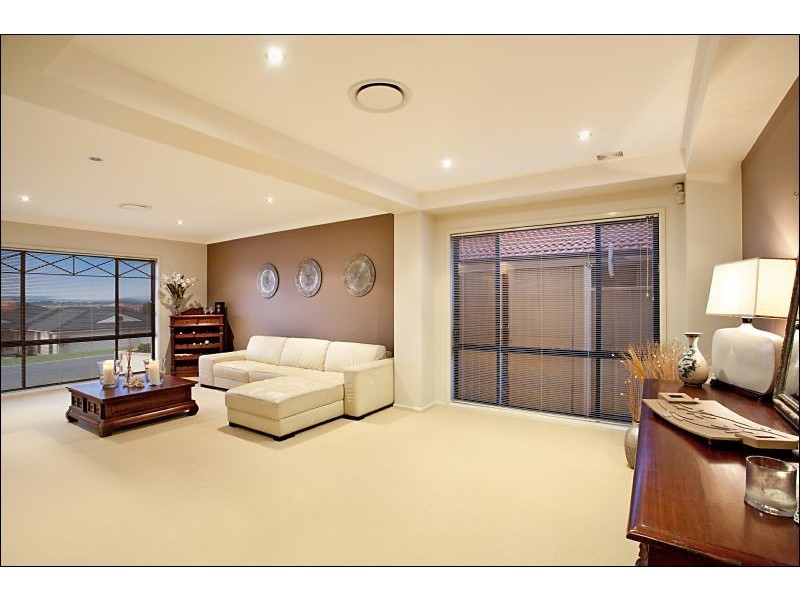 16 Gloaming Avenue, East Maitland NSW 2323