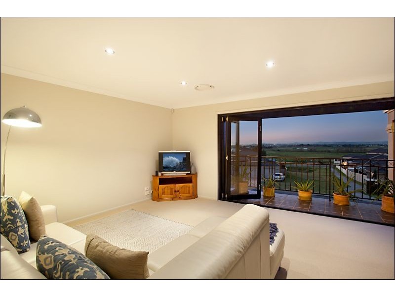 16 Gloaming Avenue, East Maitland NSW 2323