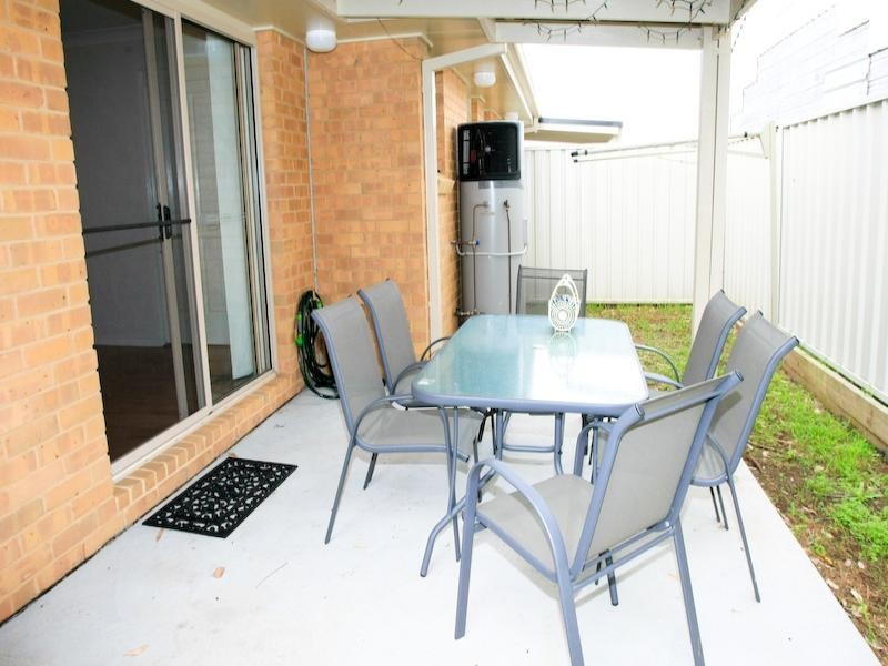 2/36 Neath Street, Pelaw Main NSW 2327