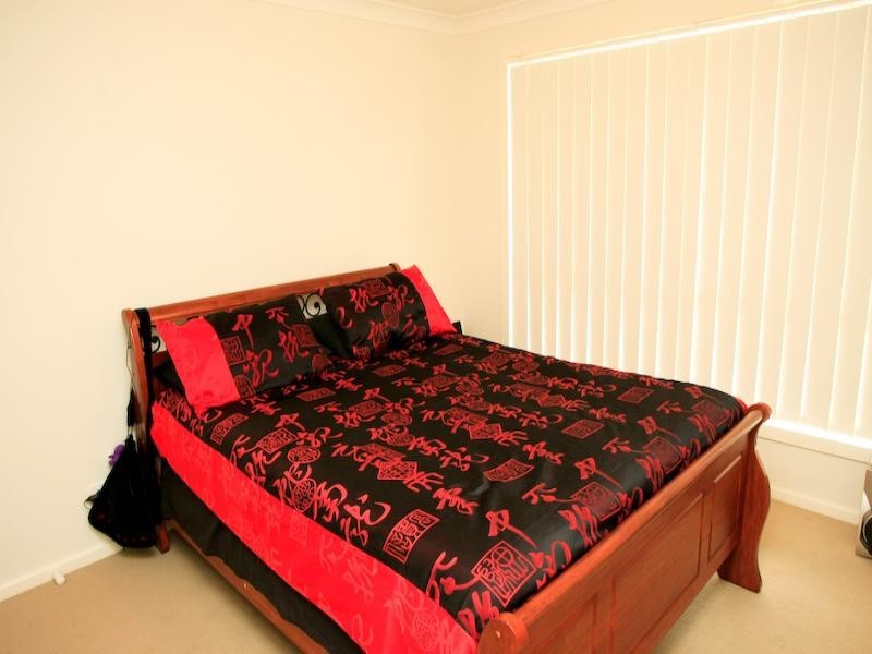 2/36 Neath Street, Pelaw Main NSW 2327