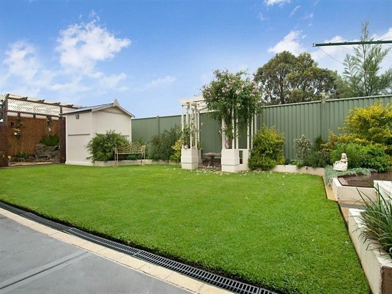 99 Canterbury Drive, Raworth NSW 2321