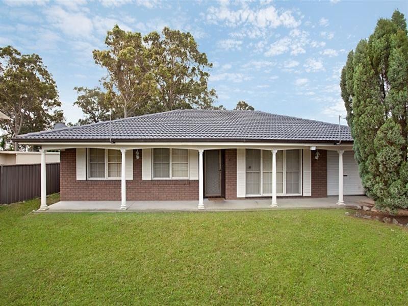 42 Chelmsford Drive, Metford NSW 2323