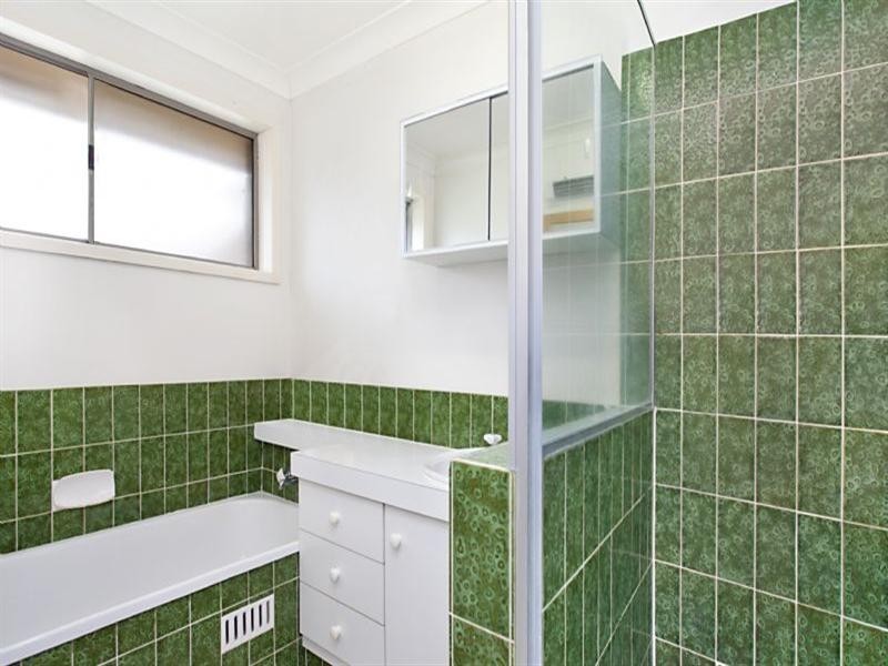 42 Chelmsford Drive, Metford NSW 2323