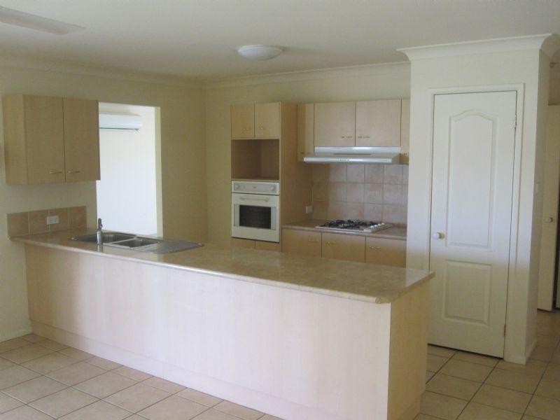 8 Tristania Court, Thornton NSW 2322