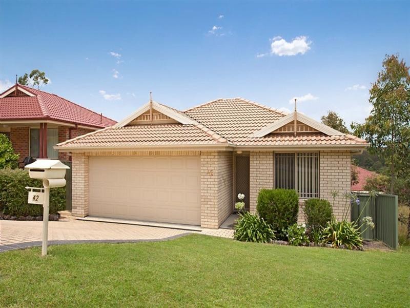 42 Tipperary Drive, Ashtonfield NSW 2323