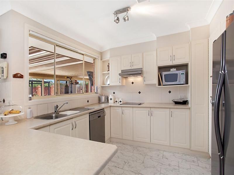 12 Silky Oak Drive, Aberglasslyn NSW 2320