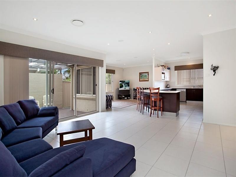 21 Lowe Street, Metford NSW 2323