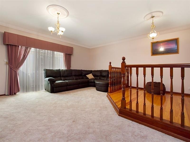 48 Squadron Crescent, Rutherford NSW 2320