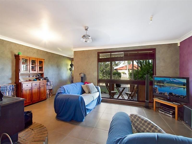 27 Clayton Crescent, Rutherford NSW 2320