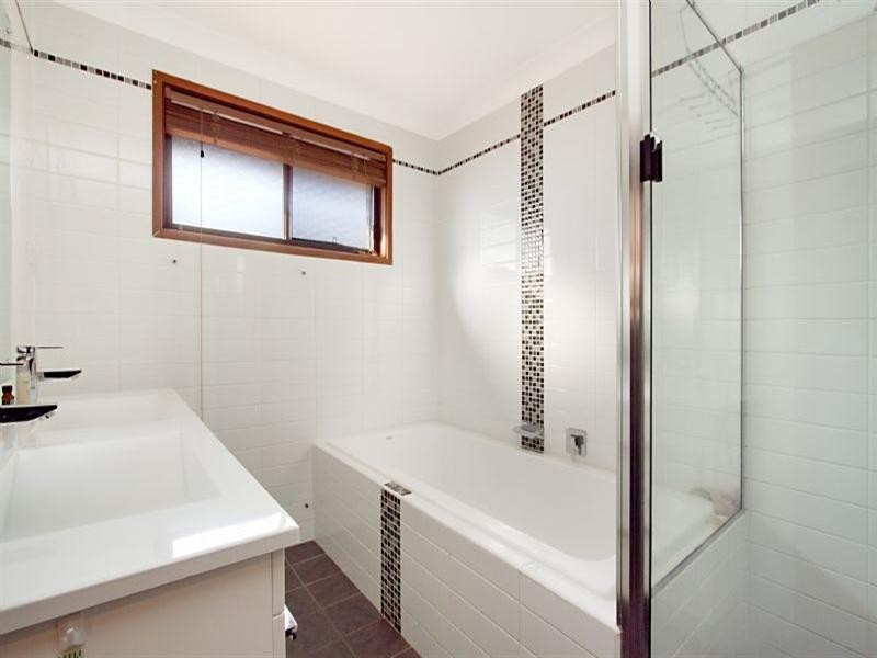 27 Clayton Crescent, Rutherford NSW 2320