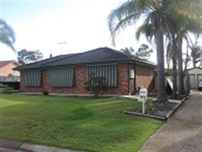 24 Eucalyptus Crescent, Metford NSW 2323