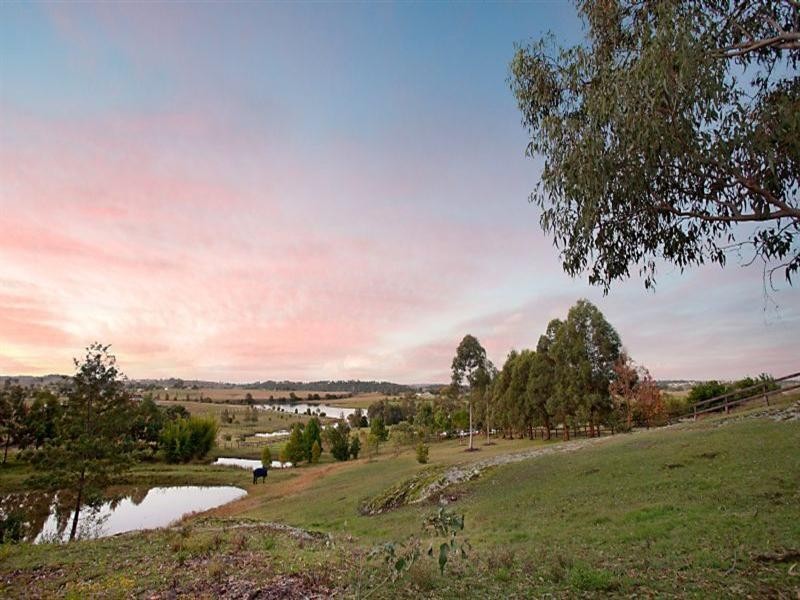 78 Forest Hill Drive, Oakhampton Heights NSW 2320