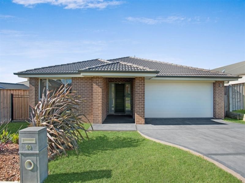 10 Dianella Way, Aberglasslyn NSW 2320