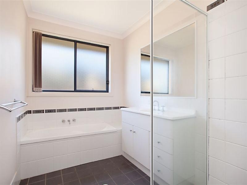 24 Hargreaves Circuit, Metford NSW 2323