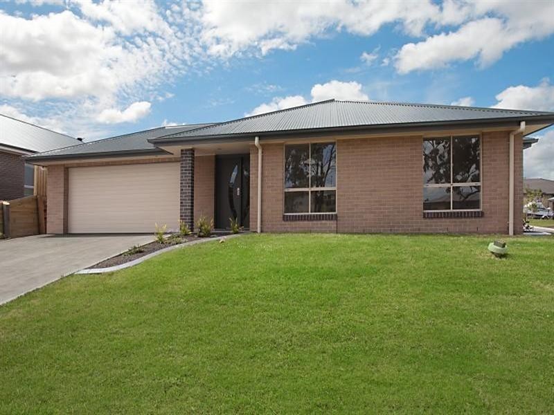 Unit 1/6 Honeysuckle Drive, Aberglasslyn NSW 2320